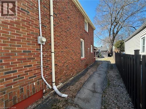 72 East 32Nd Street, Hamilton, ON 