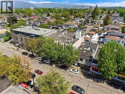 301 4372 FRASER STREET  Vancouver, BC V5V 4G3