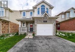691 OAKCROSSING ROAD London North (North M), ON N6H 5V7