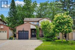 289 DU GRAND BOIS AVENUE Ottawa, ON K1E 2S8