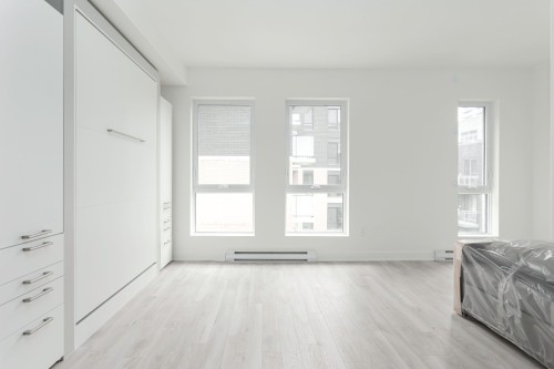 Salon - 902-1200 Rue Crescent, Montréal (Ville-Marie), QC 
