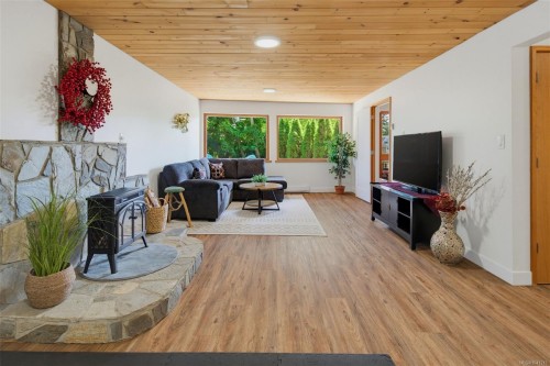 1819 Deborah Dr, Duncan, BC 