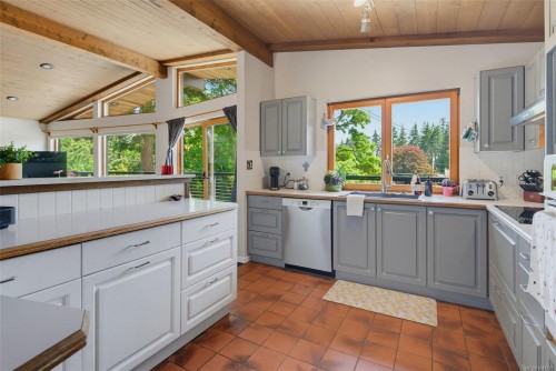 1819 Deborah Dr, Duncan, BC 