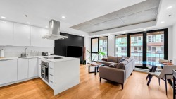 809-700 Rue St-Paul O.  Montréal (Ville-Marie), QC H3C 0X2