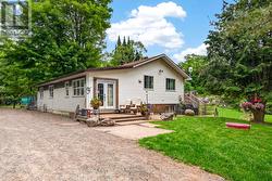 15 TORONTO LAKE ROAD Georgian Bay (Freeman), ON P0C 1H0