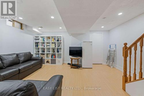 109 Whitney Place, Vaughan, ON 
