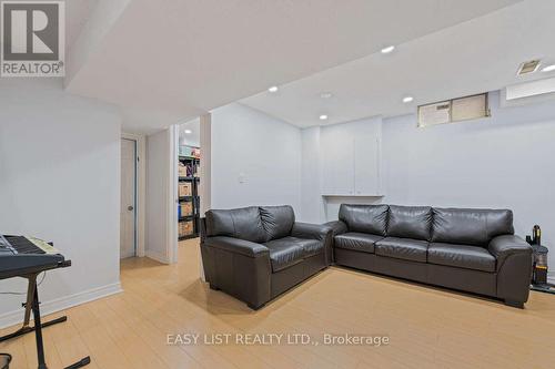 109 Whitney Place, Vaughan, ON 