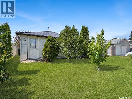 205 4Th Street E, Wilkie, SK 
