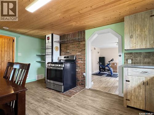 205 4Th Street E, Wilkie, SK 