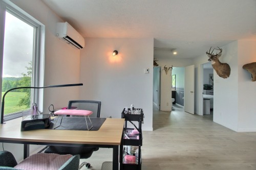 Salle familiale - 650 Route 108 O., Saint-Éphrem-De-Beauce, QC 