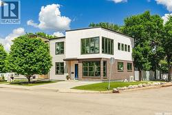 1302 Edward AVENUE  Saskatoon, SK S7K 3B1
