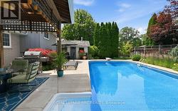 pool House - 