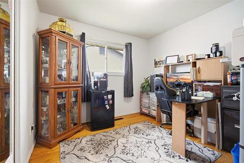 31 Minikada Bay, Winnipeg, MB 