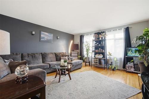 31 Minikada Bay, Winnipeg, MB 
