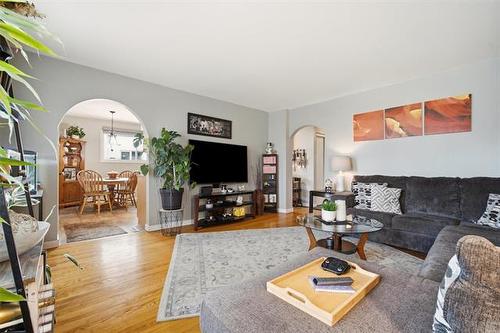 31 Minikada Bay, Winnipeg, MB 