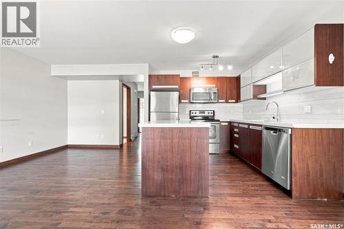 203 1555 Paton Crescent, Saskatoon, SK - Indoor Photo Showing Kitchen With Stainless Steel Kitchen