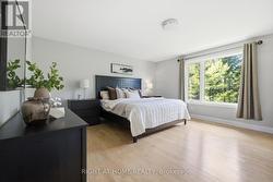 Primary bedroom - 