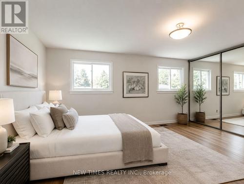 4 Ashstead Place, Toronto, ON 