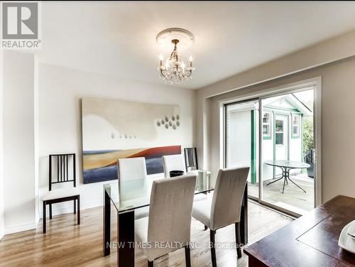 4 Ashstead Place, Toronto, ON 