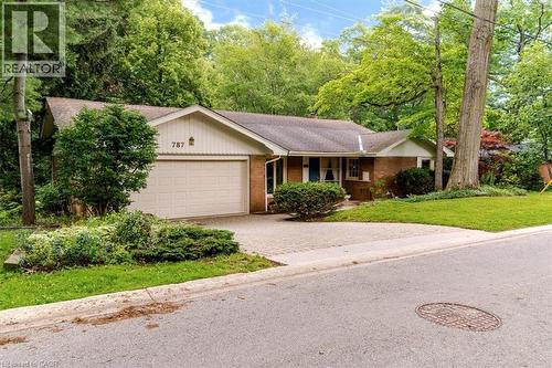 787 Forest Glen Avenue, Burlington, ON 