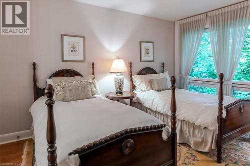 787 Forest Glen Avenue, Burlington, ON 