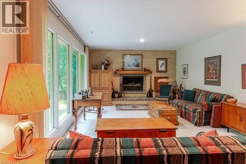 787 Forest Glen Avenue, Burlington, ON 