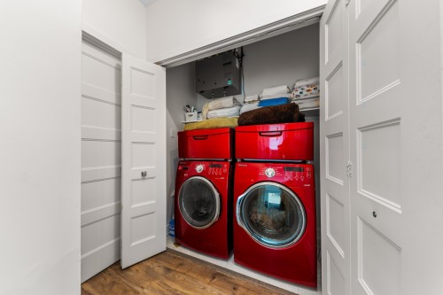 Salle de lavage - 157 Rue Du Carignan, Saint-Jean-Sur-Richelieu, QC 