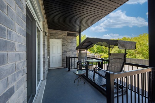 Balcon - 157 Rue Du Carignan, Saint-Jean-Sur-Richelieu, QC 