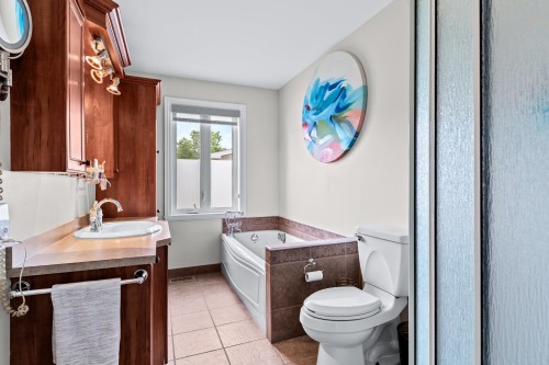 Salle de bains - 1800 Rue St-Gérard, Saint-Alexandre, QC - Indoor Photo Showing Bathroom