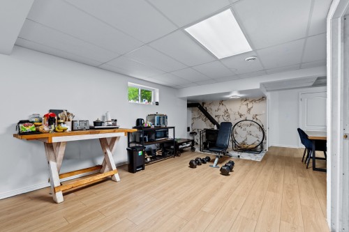 Salle familiale - 1800 Rue St-Gérard, Saint-Alexandre, QC - Indoor