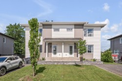 3775 Rue des Billots  Lévis (Les Chutes-De-La-Chaudière-Est), QC G6Z 0G3