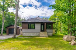 45 Rue de l'Affluent  Saint-Hippolyte, QC J8A 0G5