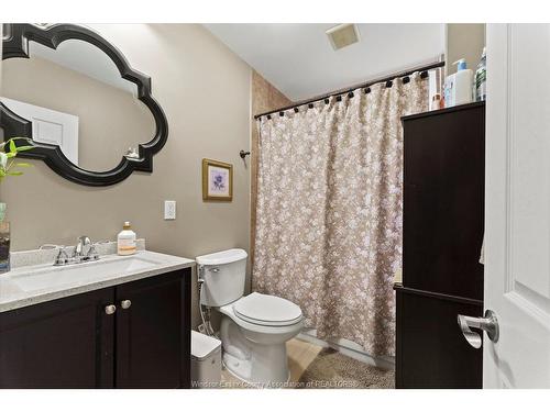 2563 Meldrum, Windsor, ON 
