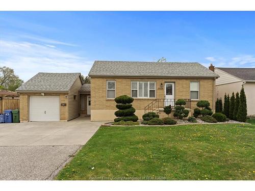 2563 MELDRUM  Windsor, ON N8W 4E9