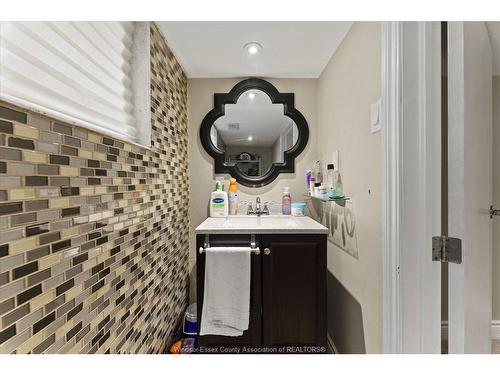 2563 Meldrum, Windsor, ON 