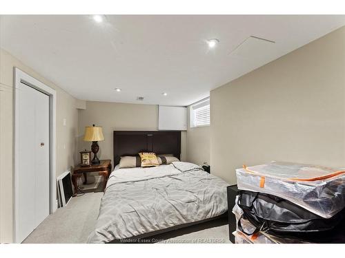 2563 Meldrum, Windsor, ON 