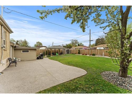2563 Meldrum, Windsor, ON 