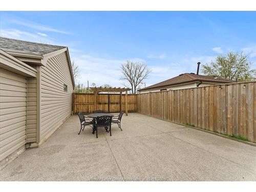 2563 Meldrum, Windsor, ON 