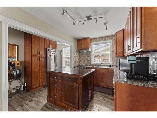2563 Meldrum, Windsor, ON 