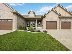 102 LENEVE Street Lambton Shores, ON N0N 1J0