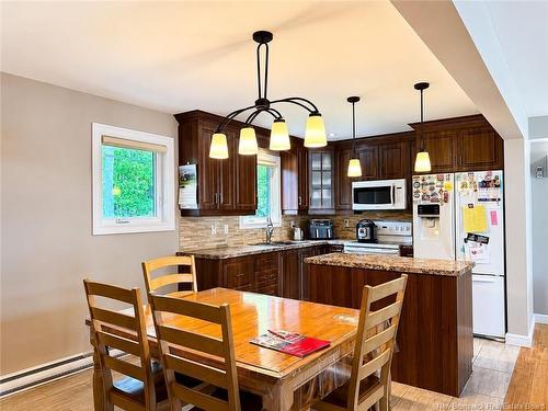 1017 Centennial St, Bathurst, NB 