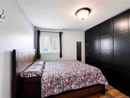 1017 Centennial St, Bathurst, NB 
