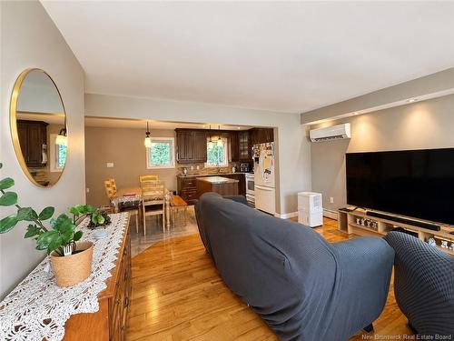 1017 Centennial St, Bathurst, NB 