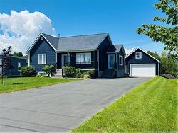 553 rue rivière à la Truite Tracadie, NB E1X 1A7