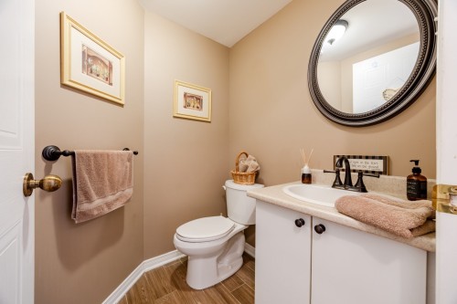 Salle de lavage - 288 Av. Jaillet, Pointe-Claire, QC 