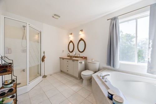 Salle de bains - 288 Av. Jaillet, Pointe-Claire, QC 