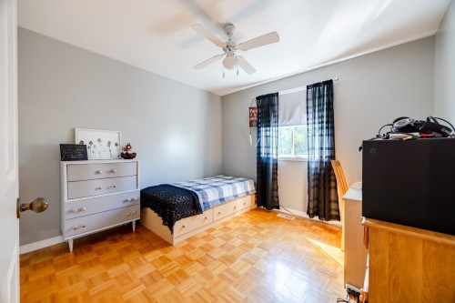 Chambre à coucher - 288 Av. Jaillet, Pointe-Claire, QC 