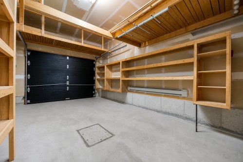 Garage - 288 Av. Jaillet, Pointe-Claire, QC 