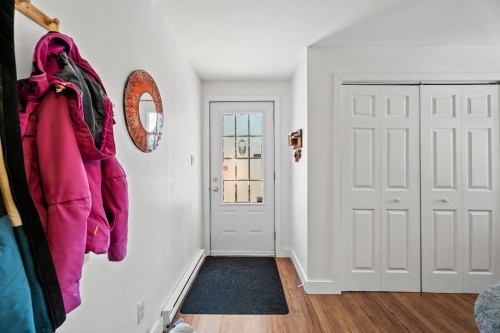 Veranda - 22A Rue Du Joli-Bosquet, Sainte-Marguerite-Du-Lac-Masson, QC - Indoor Photo Showing Other Room