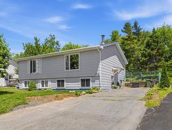 116 Phoenix Crescent  Lower Sackville, NS B4C 2B4